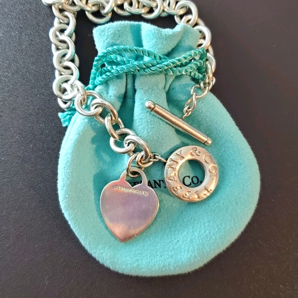 SOLD Toggle Chain Necklace - Picture 4 of 6